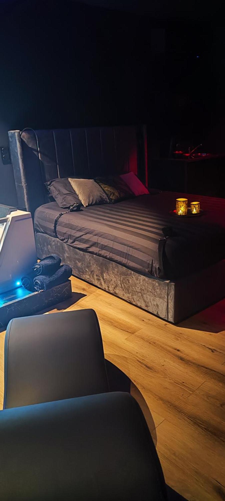 Loveroomxspa Bourg-Saint-Christophe Kamer foto